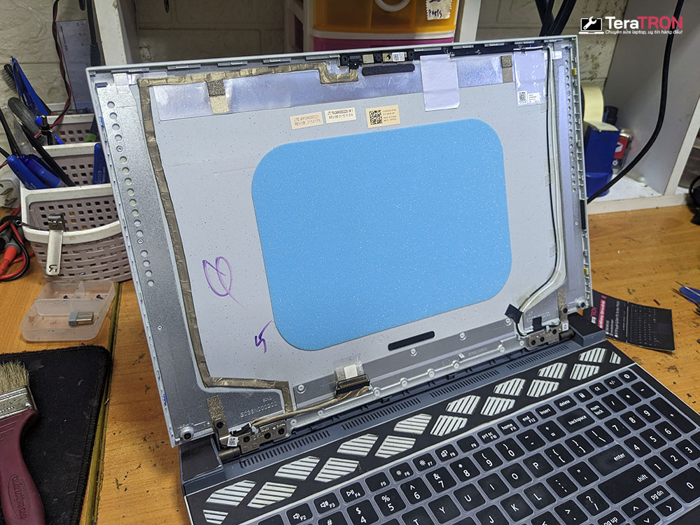 Thay màn hình Laptop Dell G15 5515 8 Thay màn hình Laptop Dell G15 5515 lấy liền hcm tphcm