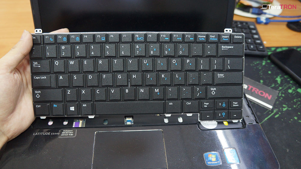 Thay bàn phím Laptop Dell Latitude E5440 TPHCM 3 Thay bàn phím Laptop Dell Latitude E5440 chính hãng hcm