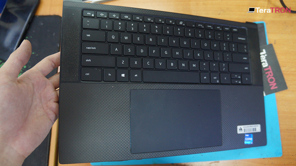Thay bàn phím Laptop Dell Precision 5560 6 Thay bàn phím Laptop Dell Precision 5560 new zin hcm tphcm