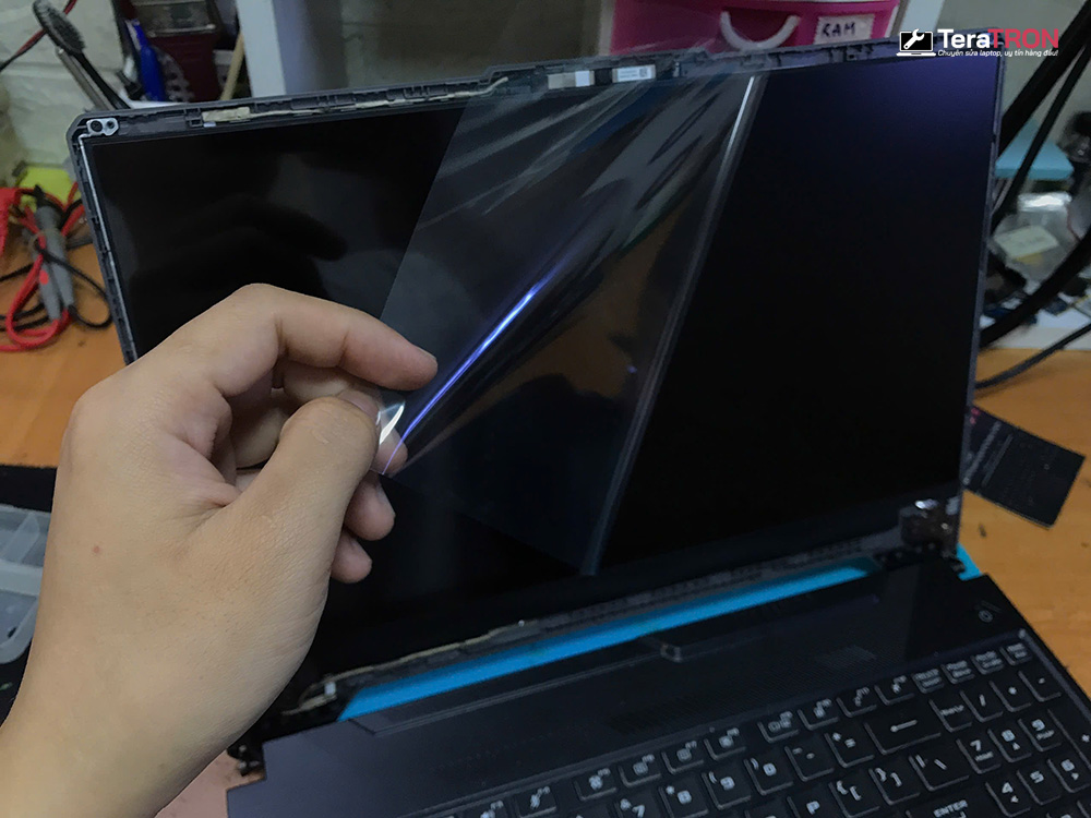 Thay màn hình Laptop Asus TUF Gaming A15 FA506 12 Thay màn hình Laptop Asus TUF Gaming A15 FA506 lấy liền hcm tphcm