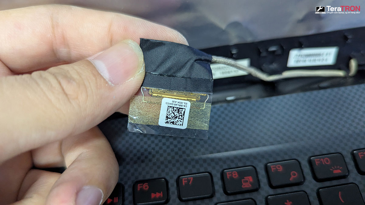 Thay màn hình Laptop Dell G3 3579 10 Thay màn hình Laptop Dell G3 3579 cáp màn 30p hcm tphcm
