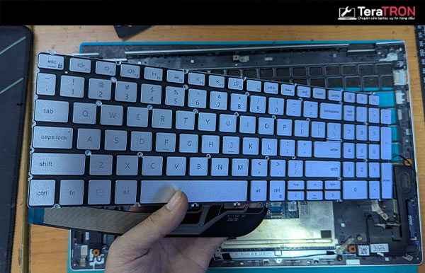 Teratron Laptop - Chuyên sửa laptop, uy tín hàng đầu! 16 Thay bàn phím Laptop Dell Inspiron 5502 teratron laptop hcm tphcm