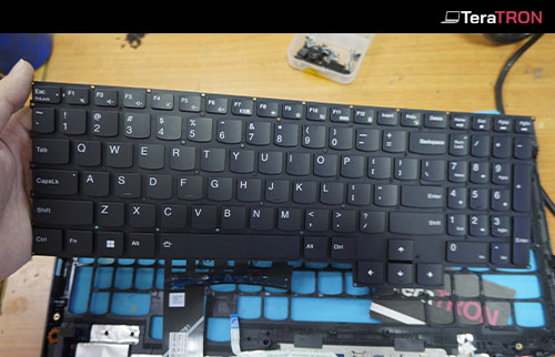 Thay bàn phím Laptop Lenovo Legion 5 Gaming 15IMH05 TPHCM new zin