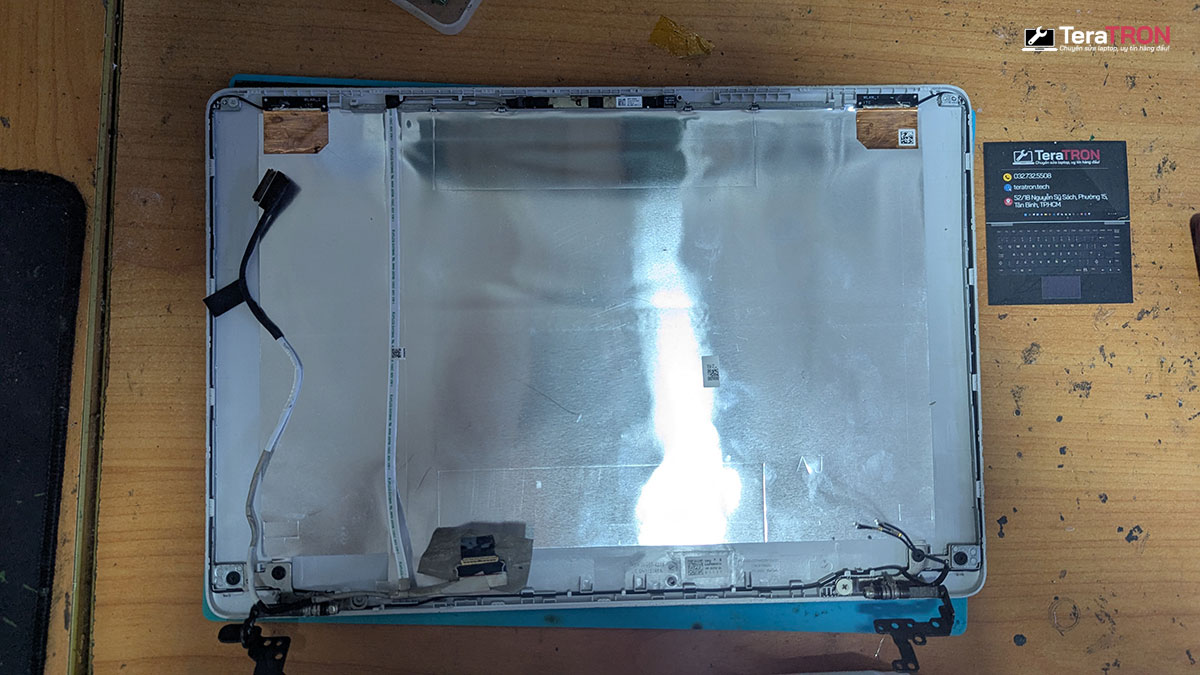 Thay màn hình Laptop HP 15s fq2716TU 9 Thay màn hình Laptop HP 15s fq2716TU lấy ngay hcm tphcm