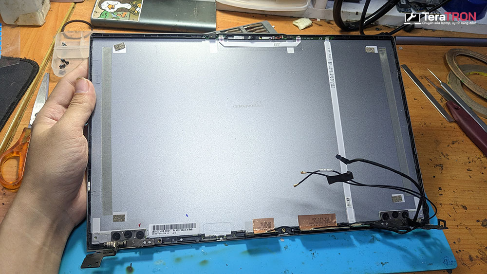 Thay màn hình Laptop Lenovo ThinkBook 14s G2 ITL 8 Thay màn hình Laptop Lenovo ThinkBook 14s G2 ITL lấy liền hcm tphcm