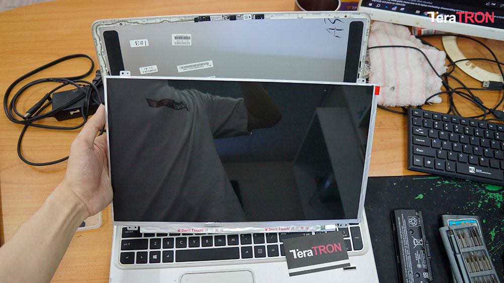 Thay màn hình Laptop HP Pavilion m6 1045dx 9 Thay màn hình Laptop HP Pavilion m6 1045dx lấy liền hcm