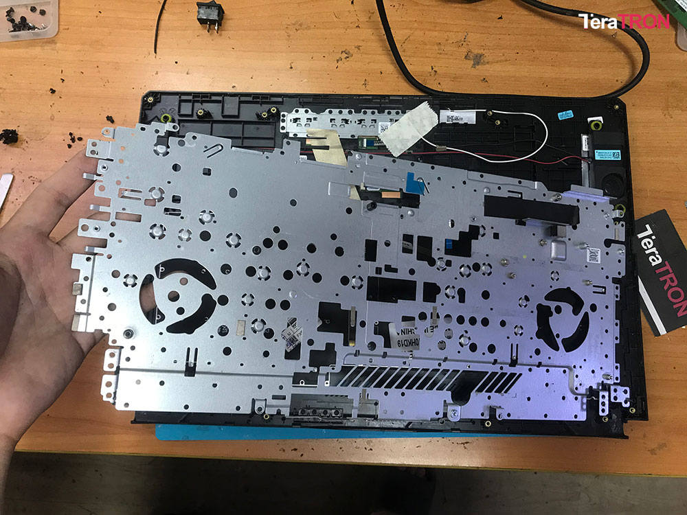 Thay bàn phím Laptop Asus TUF Gaming F17 FX706H 5 Thay bàn phím Laptop Asus TUF Gaming F17 FX706H led rgb hcm