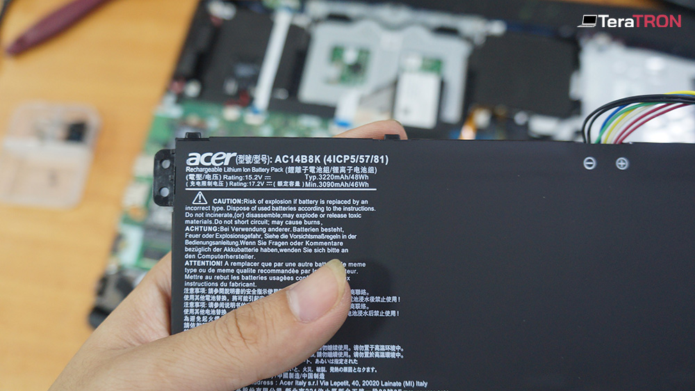 Thay pin Laptop Acer Predator Helios 300 3 Thay pin Laptop Acer Predator Helios 300 ac14b8k hcm