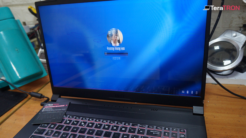 Thay màn hình Laptop MSI Katana GF76 11UC mới tphcm hcm