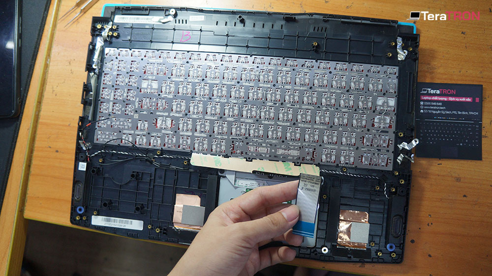 Thay bàn phím Laptop MSI Katana GF66 11UC 5 Thay bàn phím Laptop MSI Katana GF66 11UC mới zin hcm tphcm