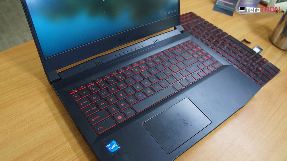 Thay bàn phím Laptop MSI Katana GF66 11UC 10 Thay bàn phím Laptop MSI Katana GF66 11UC uy tín hcm tphcm