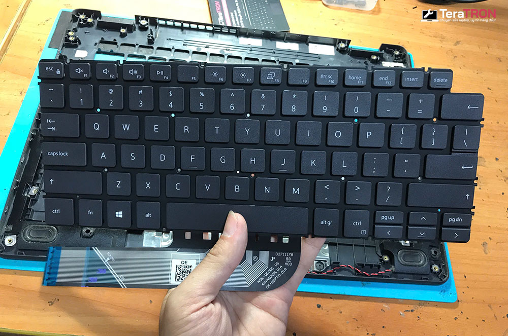 Thay bàn phím Laptop Dell Vostro 3405 (màu đen) 1 Thay bàn phím Laptop Dell Vostro 3405 chính hãng tphcm hcm