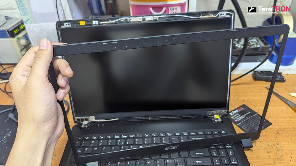Thay màn hình laptop Acer Aspire 3 A315-56 10 Thay màn hình laptop Acer Aspire 3 A315-56 lấy liền hcm tân bình tân phú tp.hcm