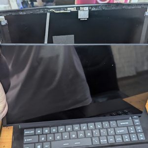 Thay màn hình Laptop 16 Thay màn hình laptop MSI GF65 Thin 10UE lấy ngay hcm tphcm
