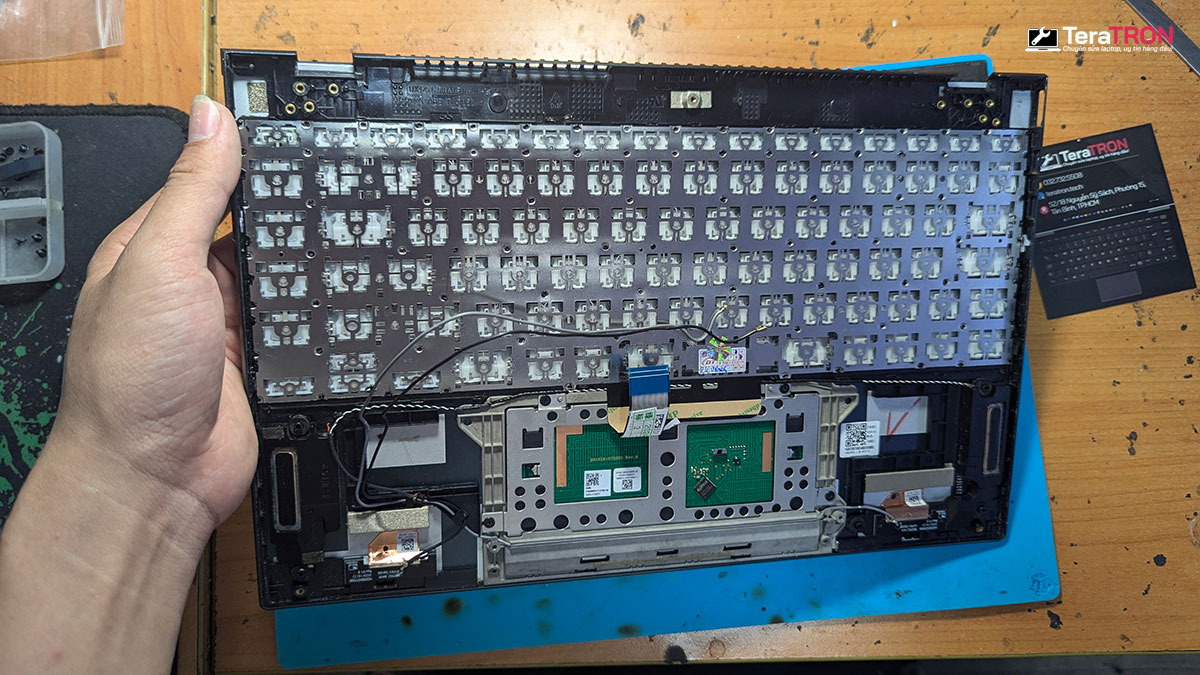 Thay bàn phím laptop Asus UX425E 6 Thay bàn phím laptop Asus UX425E lấy nhanh hcm tphcm