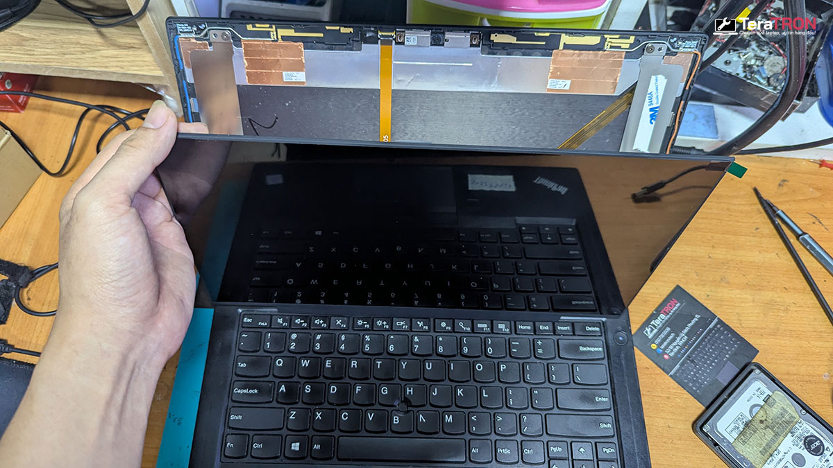 Thay màn hình laptop Lenovo T460s 11 Thay màn hình laptop Lenovo T460s giá rẻ hcm tphcm