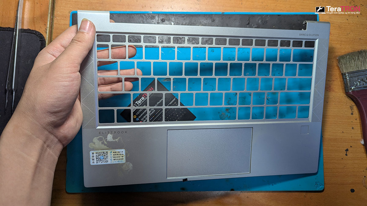 Thay bàn phím laptop HP EliteBook 835 G7 4 Thay bàn phím laptop HP EliteBook 835 G7 lấy gấp hcm tphcm