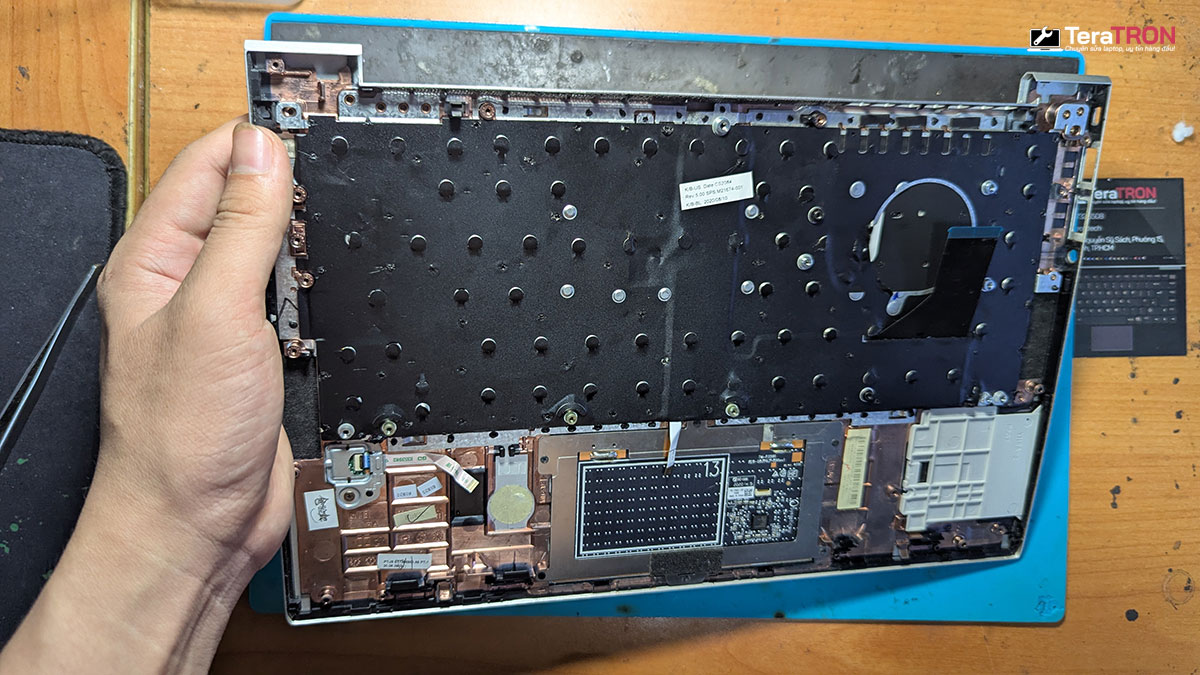 Thay bàn phím laptop HP EliteBook 835 G7 7 Thay bàn phím laptop HP EliteBook 835 G7 lấy nhanh hcm tphcm