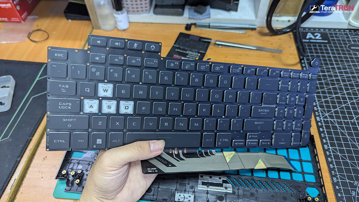 Thay bàn phím laptop Asus TUF Gaming F15 FX507ZC4 3 Thay bàn phím laptop Asus TUF Gaming F15 FX507ZC4 chính hãng hcm tphcm