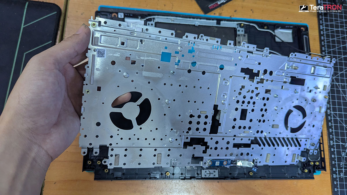 Thay bàn phím laptop Asus TUF Gaming F15 FX507ZC4 6 Thay bàn phím laptop Asus TUF Gaming F15 FX507ZC4 lấy liền hcm tphcm