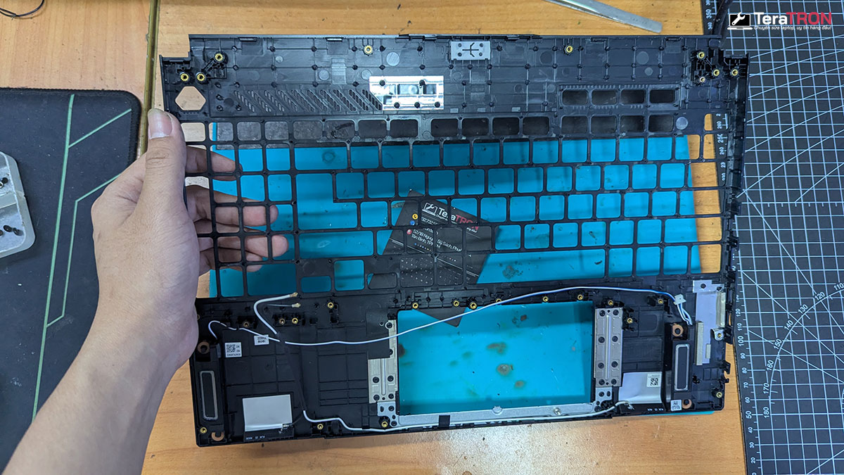 Thay bàn phím laptop Asus TUF Gaming F15 FX507ZC4 5 Thay bàn phím laptop Asus TUF Gaming F15 FX507ZC4 lấy nhanh hcm tphcm