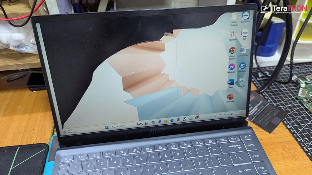 Thay màn hình laptop MSI Modern 14 B11MOU bể vỡ hcm tphcm